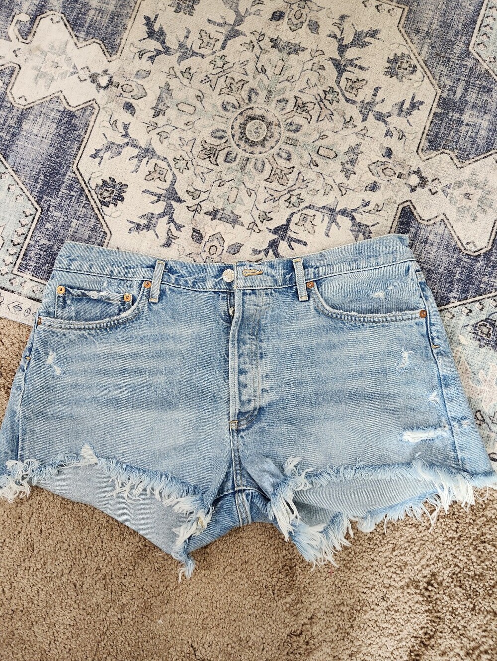 Agolde Parker Cut Off Denim Shorts - Picture 2 of 9